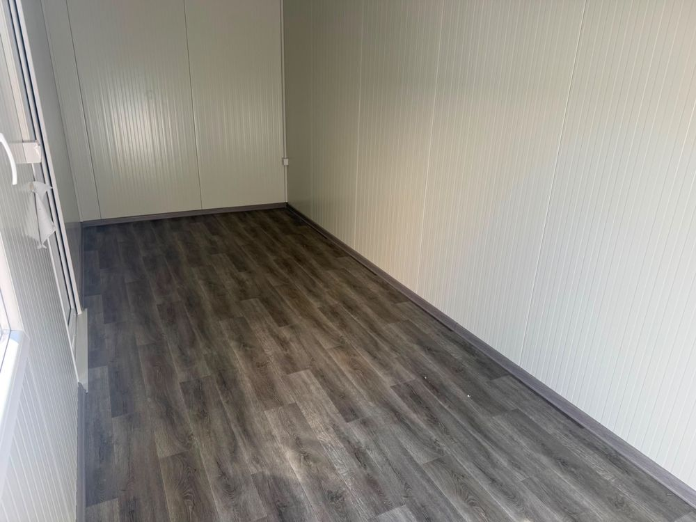 Shipping container 15 ft 21