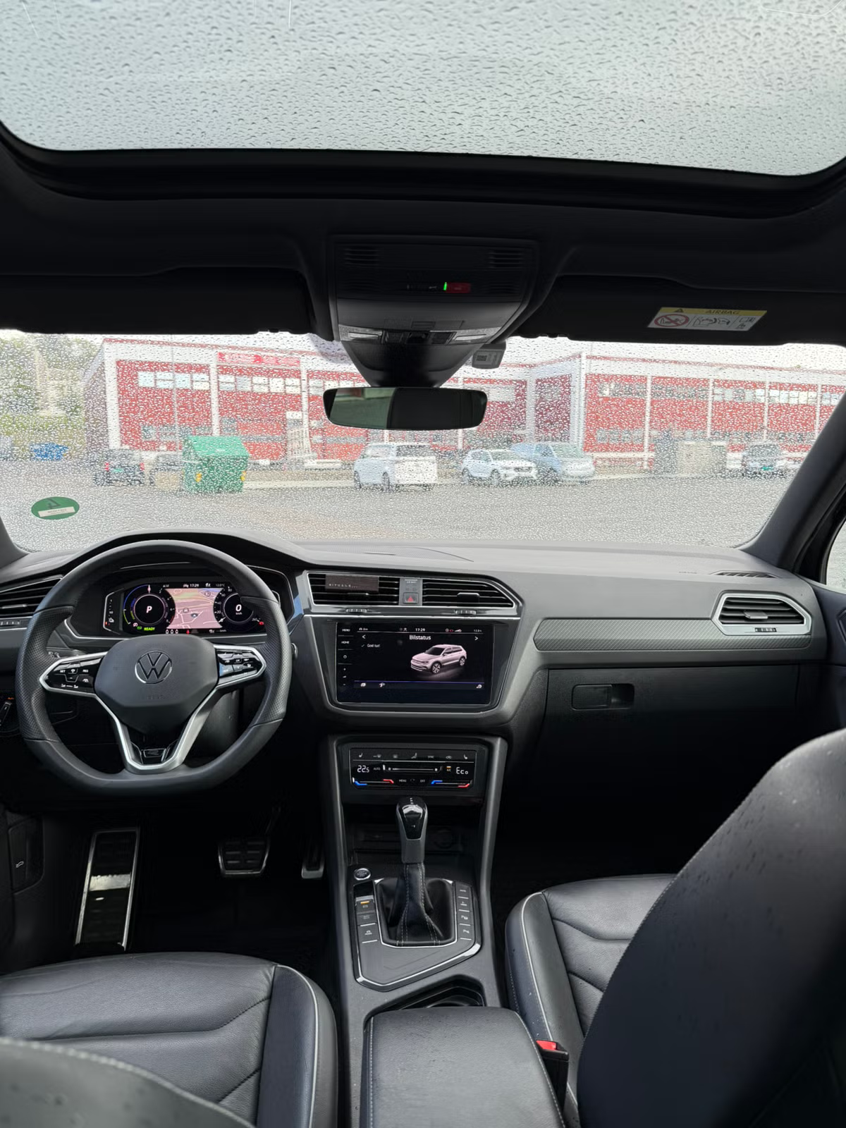 Volkswagen Tiguan eHybrid R-Line 2023 20