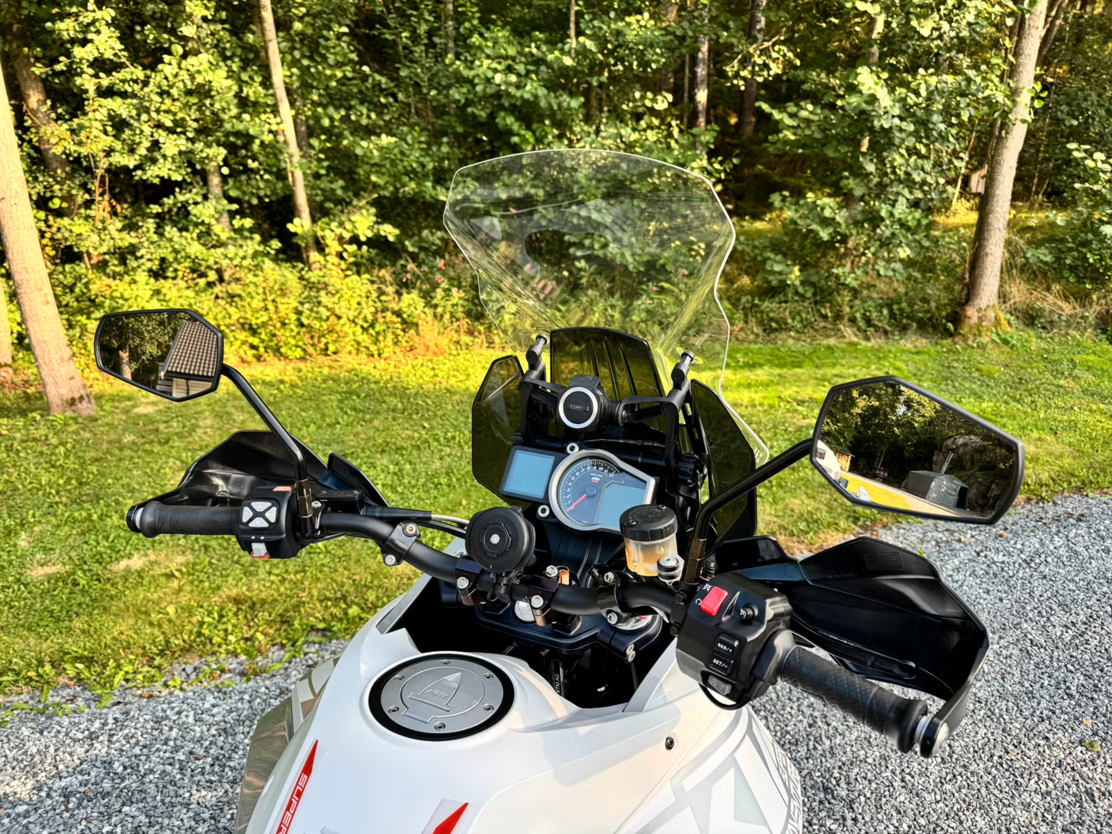KTM 1290 Super Adventure 2016 27