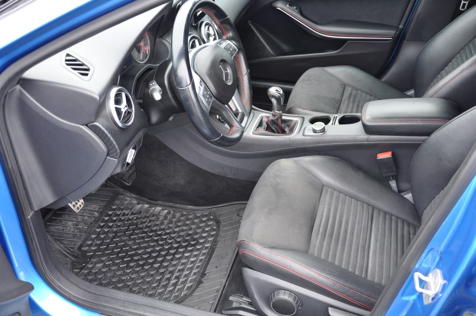 Mercedes-Benz A200 CDI 2013 14