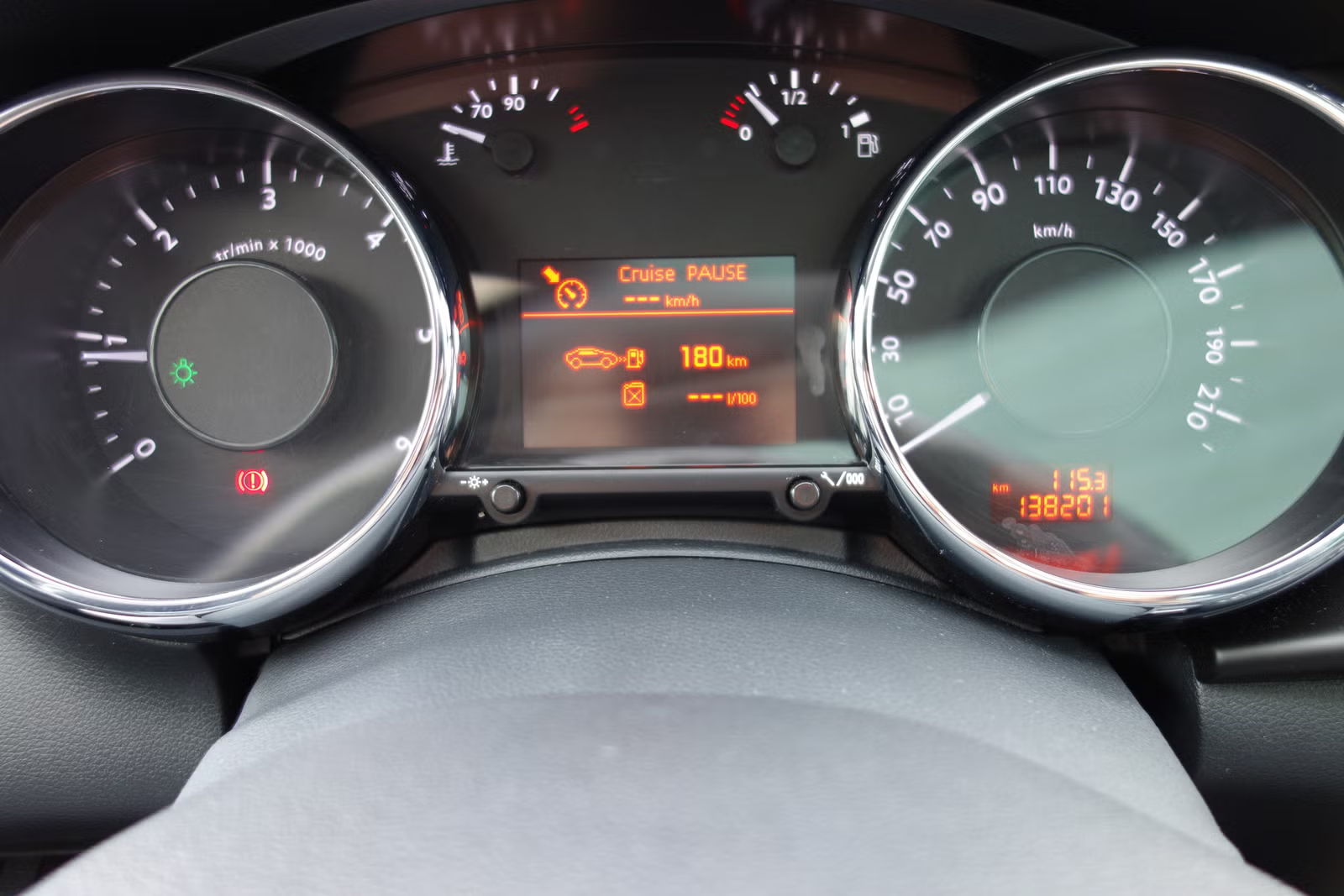 Peugeot 3008 2012 4