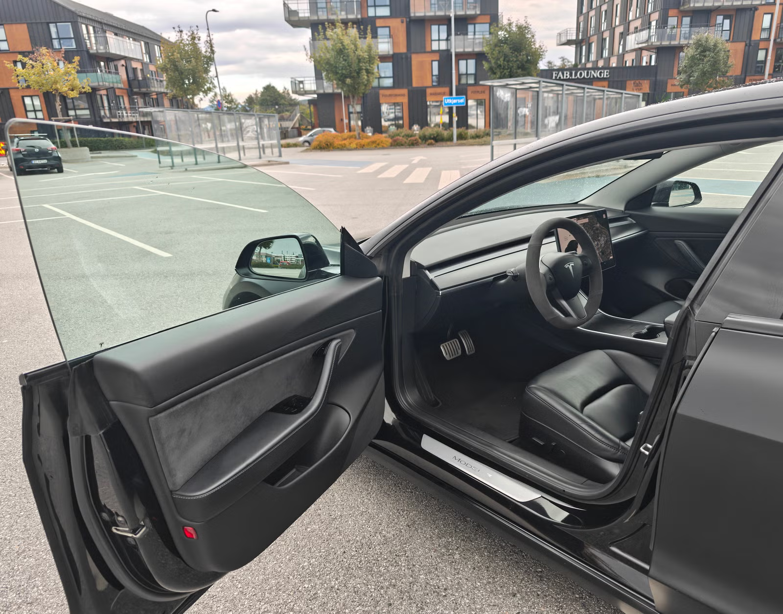 Tesla Model 3 Performance 2019 13
