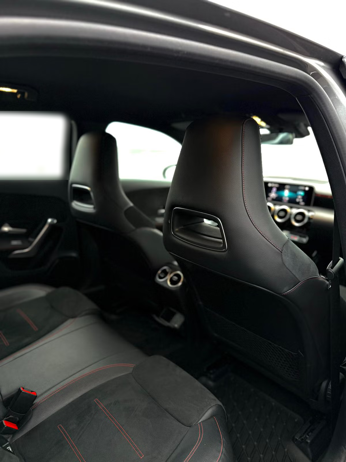 Mercedes-Benz A180 AMG Line 2019 8