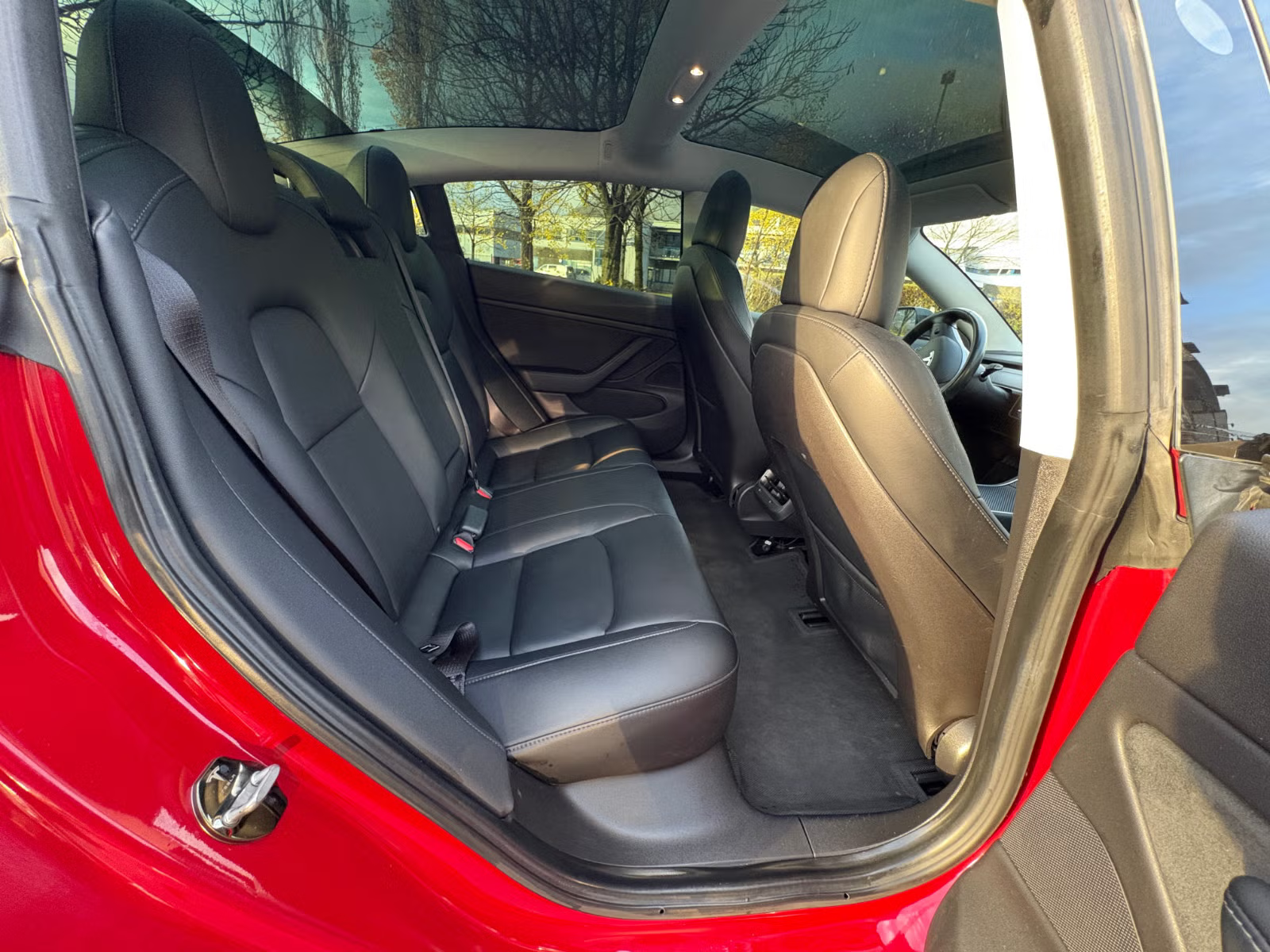 Tesla Model 3 Long Range AWD 2019 8