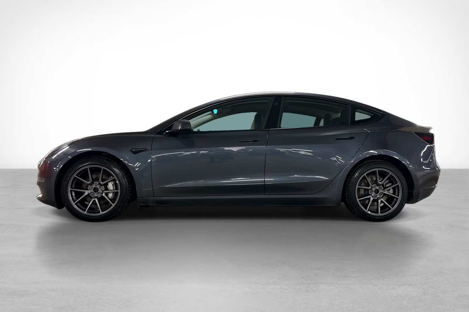 Tesla Model 3 2021 8