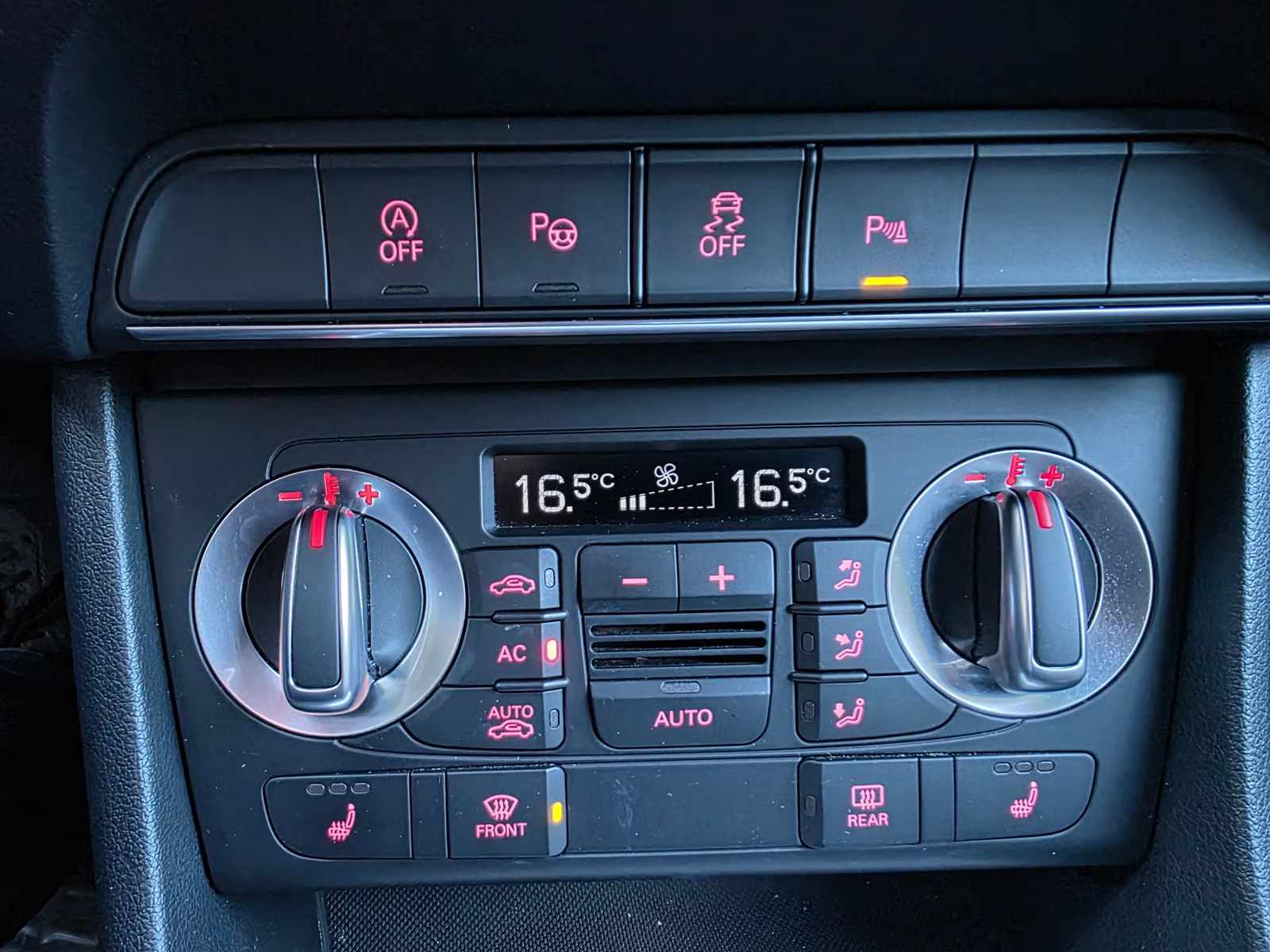 Audi Q3 2013 12